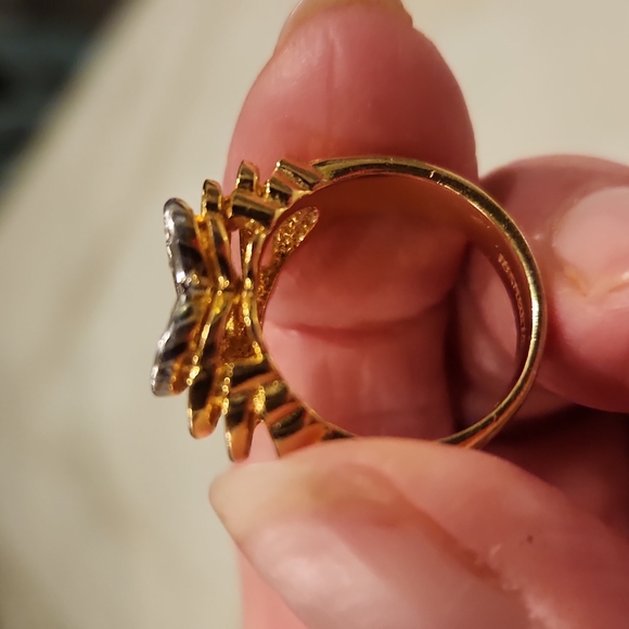 Vintage Ana Bekoach 18K HGE Heart Ring With CZ - Picture 11 of 15